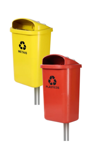 15352127088-lixeira-50l-coleta-seletiva-jsn-com-poste.png
